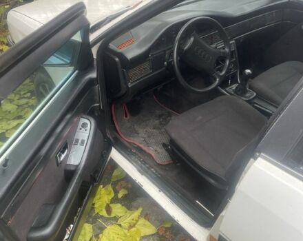 Белый Ауди 100, объемом двигателя 1.8 л и пробегом 350 тыс. км за 1200 $, фото 2 на Automoto.ua