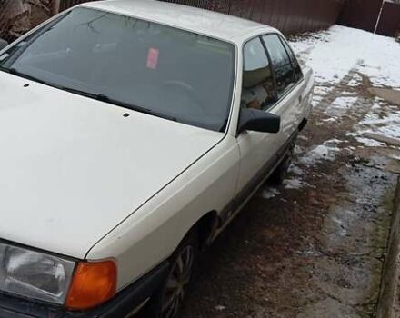 Белый Ауди 100, объемом двигателя 2 л и пробегом 368 тыс. км за 2000 $, фото 2 на Automoto.ua