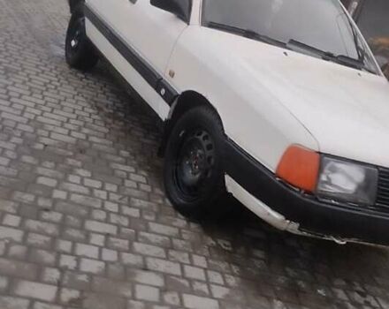 Белый Ауди 100, объемом двигателя 2.23 л и пробегом 300 тыс. км за 650 $, фото 1 на Automoto.ua