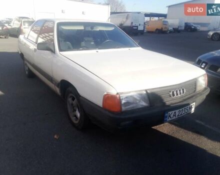 Белый Ауди 100, объемом двигателя 2.31 л и пробегом 561 тыс. км за 1400 $, фото 1 на Automoto.ua