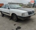 Белый Ауди 100, объемом двигателя 1.76 л и пробегом 400 тыс. км за 850 $, фото 4 на Automoto.ua
