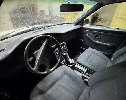 Белый Ауди 100, объемом двигателя 1.8 л и пробегом 246 тыс. км за 1300 $, фото 7 на Automoto.ua