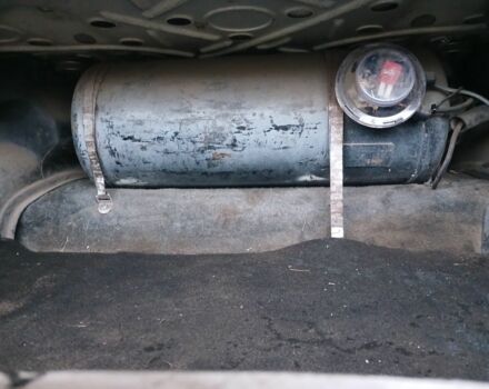 Белый Ауди 100, объемом двигателя 2 л и пробегом 300 тыс. км за 1000 $, фото 8 на Automoto.ua