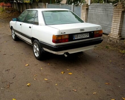 Ауди 100 1990 в Бершаде на Automoto.ua Белый Ауди 100, объемом двигателя 1.8 л и пробегом 211 тыс. км за 1250 $, фото 4 на Automoto.ua