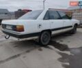 Белый Ауди 100, объемом двигателя 1.76 л и пробегом 400 тыс. км за 850 $, фото 1 на Automoto.ua