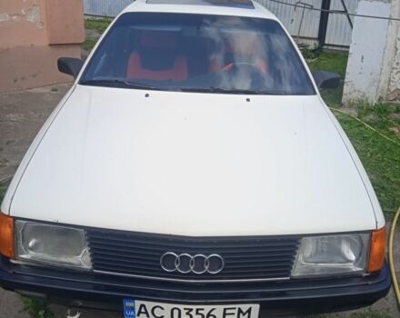 Білий Ауді 100, об'ємом двигуна 1.8 л та пробігом 345 тис. км за 1350 $, фото 2 на Automoto.ua