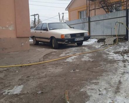 Білий Ауді 100, об'ємом двигуна 1.8 л та пробігом 55 тис. км за 1650 $, фото 1 на Automoto.ua