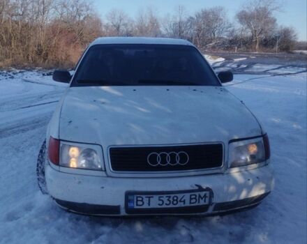 Білий Ауді 100, об'ємом двигуна 2 л та пробігом 300 тис. км за 1500 $, фото 1 на Automoto.ua