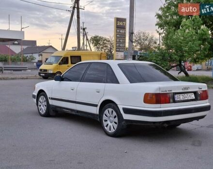 Белый Ауди 100, объемом двигателя 2 л и пробегом 490 тыс. км за 1900 $, фото 1 на Automoto.ua