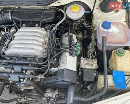 Белый Ауди 100, объемом двигателя 2.77 л и пробегом 470 тыс. км за 2800 $, фото 8 на Automoto.ua