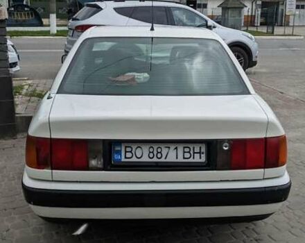 Белый Ауди 100, объемом двигателя 1.98 л и пробегом 400 тыс. км за 1600 $, фото 4 на Automoto.ua
