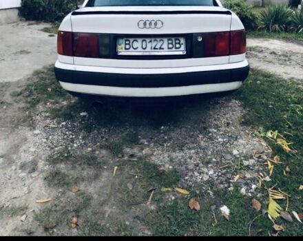 Белый Ауди 100, объемом двигателя 2.3 л и пробегом 585 тыс. км за 1500 $, фото 5 на Automoto.ua