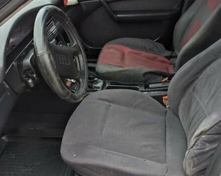 Белый Ауди 100, объемом двигателя 1.98 л и пробегом 400 тыс. км за 1600 $, фото 6 на Automoto.ua