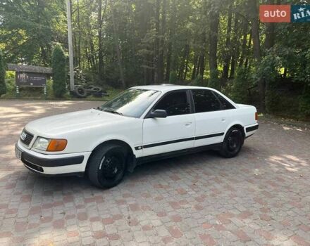 Білий Ауді 100, об'ємом двигуна 2.3 л та пробігом 356 тис. км за 1600 $, фото 4 на Automoto.ua