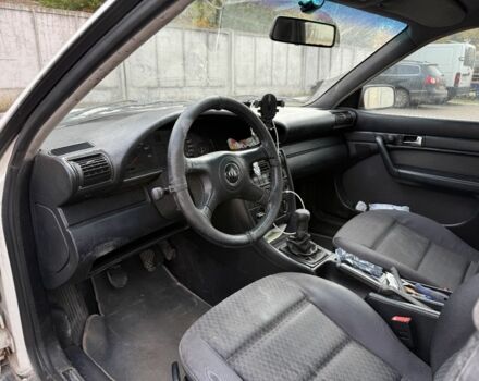 Білий Ауді 100, об'ємом двигуна 2 л та пробігом 363 тис. км за 2500 $, фото 10 на Automoto.ua
