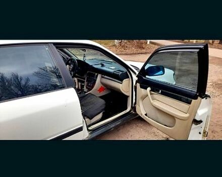 Белый Ауди 100, объемом двигателя 26 л и пробегом 0 тыс. км за 2300 $, фото 2 на Automoto.ua