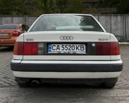 Білий Ауді 100, об'ємом двигуна 2 л та пробігом 363 тис. км за 2500 $, фото 4 на Automoto.ua