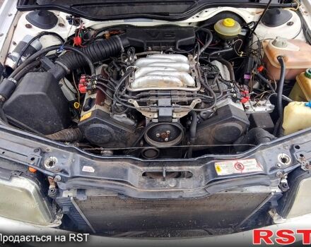 Білий Ауді 100, об'ємом двигуна 2.4 л та пробігом 330 тис. км за 2150 $, фото 6 на Automoto.ua