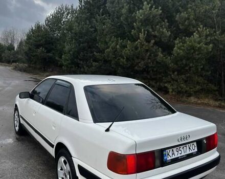 Белый Ауди 100, объемом двигателя 2 л и пробегом 194 тыс. км за 2500 $, фото 3 на Automoto.ua