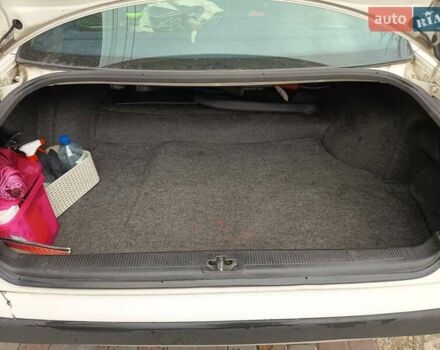 Белый Ауди 100, объемом двигателя 2 л и пробегом 270 тыс. км за 2599 $, фото 5 на Automoto.ua