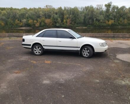 Білий Ауді 100, об'ємом двигуна 2 л та пробігом 330 тис. км за 2500 $, фото 1 на Automoto.ua