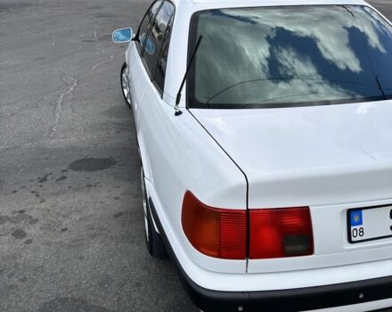 Белый Ауди 100, объемом двигателя 2.6 л и пробегом 466 тыс. км за 2800 $, фото 13 на Automoto.ua