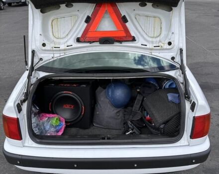 Белый Ауди 100, объемом двигателя 2.6 л и пробегом 466 тыс. км за 2800 $, фото 12 на Automoto.ua