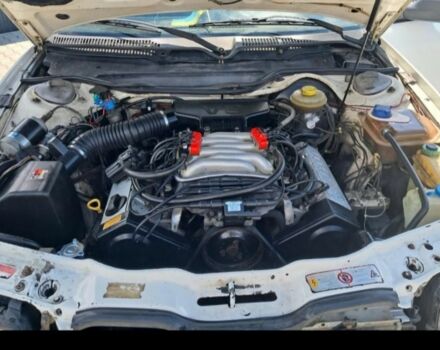 Белый Ауди 100, объемом двигателя 2.6 л и пробегом 521 тыс. км за 2500 $, фото 4 на Automoto.ua