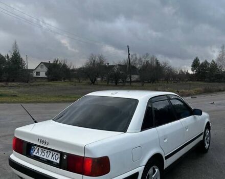 Белый Ауди 100, объемом двигателя 2 л и пробегом 194 тыс. км за 2500 $, фото 5 на Automoto.ua