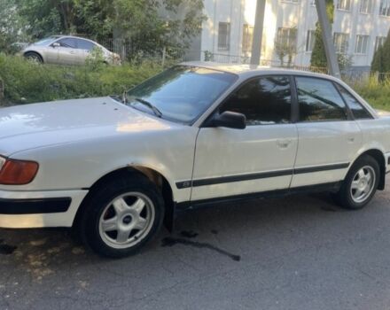 Белый Ауди 100, объемом двигателя 2.3 л и пробегом 295 тыс. км за 1200 $, фото 3 на Automoto.ua