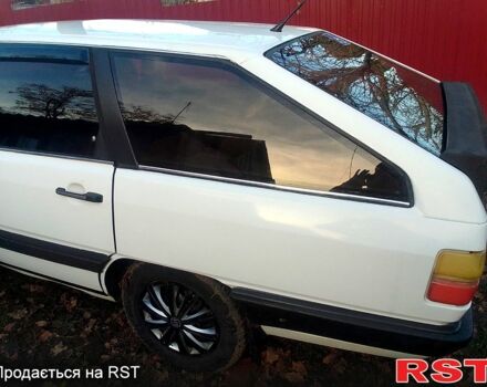 Білий Ауді 100, об'ємом двигуна 1.8 л та пробігом 347 тис. км за 2200 $, фото 1 на Automoto.ua