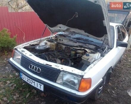 Белый Ауди 100, объемом двигателя 1.8 л и пробегом 375 тыс. км за 2200 $, фото 23 на Automoto.ua