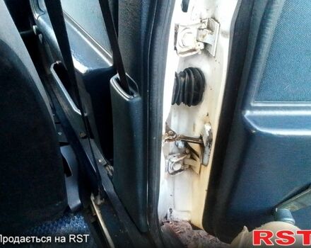 Білий Ауді 100, об'ємом двигуна 1.8 л та пробігом 347 тис. км за 2200 $, фото 6 на Automoto.ua