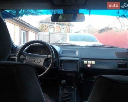 Белый Ауди 100, объемом двигателя 1.8 л и пробегом 375 тыс. км за 2200 $, фото 7 на Automoto.ua