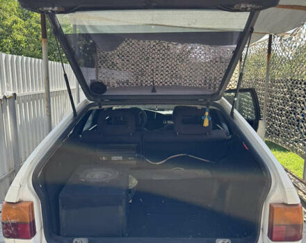 Белый Ауди 100, объемом двигателя 2 л и пробегом 468 тыс. км за 1800 $, фото 3 на Automoto.ua