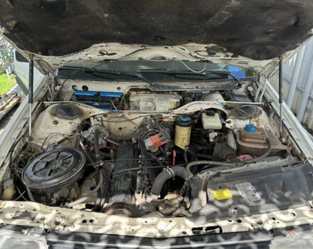 Белый Ауди 100, объемом двигателя 2 л и пробегом 468 тыс. км за 1800 $, фото 4 на Automoto.ua