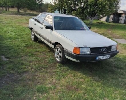 Ауди 100 1983 в Ковель на Automoto.ua Белый Ауди 100, объемом двигателя 1.8 л и пробегом 300 тыс. км за 1300 $, фото 1 на Automoto.ua