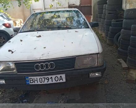 Белый Ауди 100, объемом двигателя 0 л и пробегом 220 тыс. км за 600 $, фото 1 на Automoto.ua