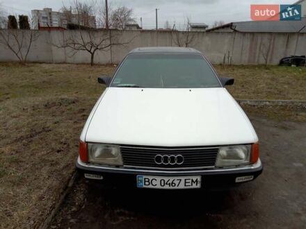 Ауді 100 1985 у Червонограде на Automoto.ua Білий Ауді 100, об'ємом двигуна 1.8 л та пробігом 350 тис. км за 1700 $, фото 1 на Automoto.ua