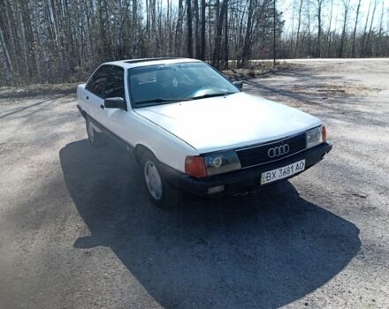 Білий Ауді 100, об'ємом двигуна 2 л та пробігом 400 тис. км за 1300 $, фото 1 на Automoto.ua