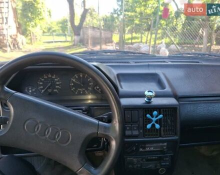 Белый Ауди 100, объемом двигателя 1.78 л и пробегом 150 тыс. км за 600 $, фото 1 на Automoto.ua