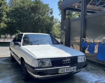 Белый Ауди 100, объемом двигателя 2 л и пробегом 400 тыс. км за 1356 $, фото 1 на Automoto.ua