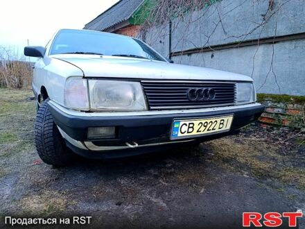 Белый Ауди 100, объемом двигателя 1.8 л и пробегом 0 тыс. км за 2000 $, фото 1 на Automoto.ua