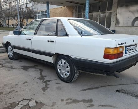 Білий Ауді 100, об'ємом двигуна 2.1 л та пробігом 30 тис. км за 654 $, фото 1 на Automoto.ua