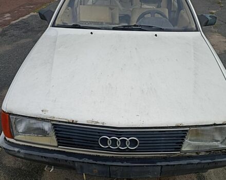 Білий Ауді 100, об'ємом двигуна 2 л та пробігом 303 тис. км за 404 $, фото 1 на Automoto.ua
