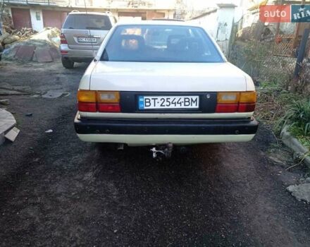 Білий Ауді 100, об'ємом двигуна 2.23 л та пробігом 100 тис. км за 1900 $, фото 1 на Automoto.ua