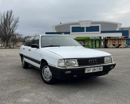 Белый Ауди 100, объемом двигателя 2.3 л и пробегом 262 тыс. км за 1800 $, фото 1 на Automoto.ua