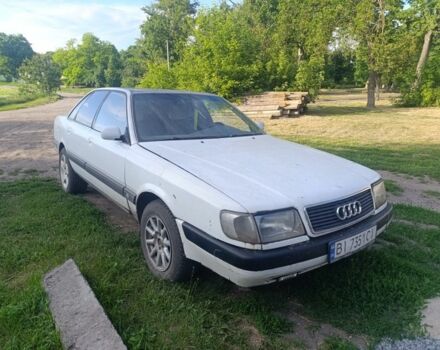 Белый Ауди 100, объемом двигателя 2 л и пробегом 300 тыс. км за 1503 $, фото 1 на Automoto.ua