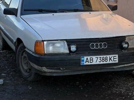 Ауди 100 1988 в Хмельнике на Automoto.ua Белый Ауди 100, объемом двигателя 1.8 л и пробегом 342 тыс. км за 2000 $, фото 1 на Automoto.ua