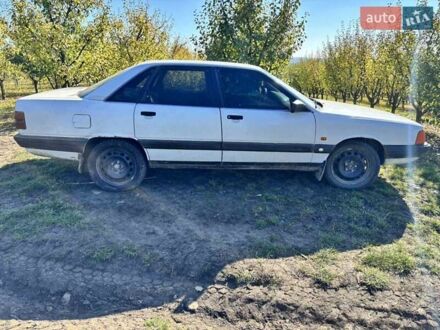 Белый Ауди 100, объемом двигателя 2.3 л и пробегом 472 тыс. км за 1100 $, фото 1 на Automoto.ua